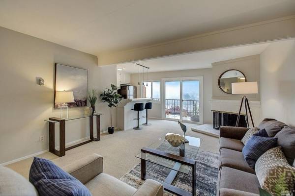 1BR/1BA Single Family House on Stanford Way · Sausalito photo 2