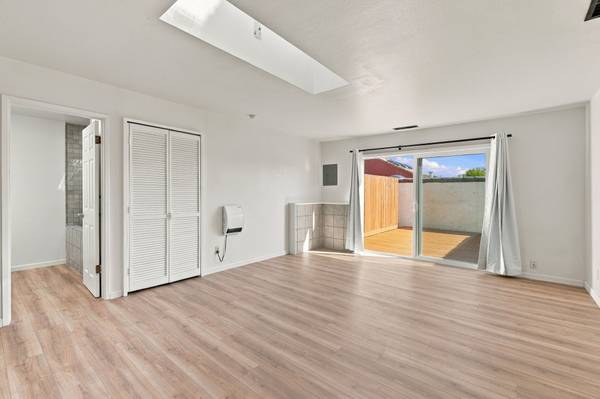 0BR/1BA Apartment · Santa Cruz photo 4