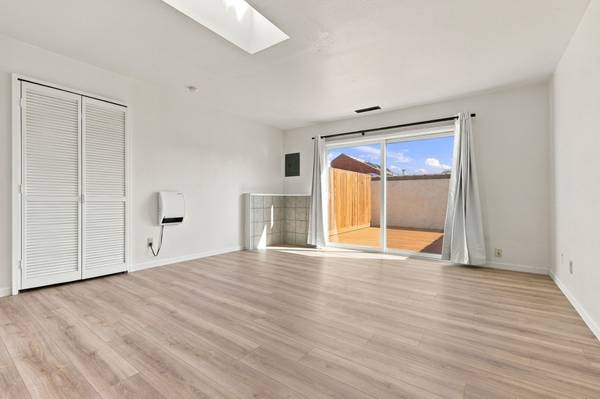 0BR/1BA Apartment · Santa Cruz photo 2