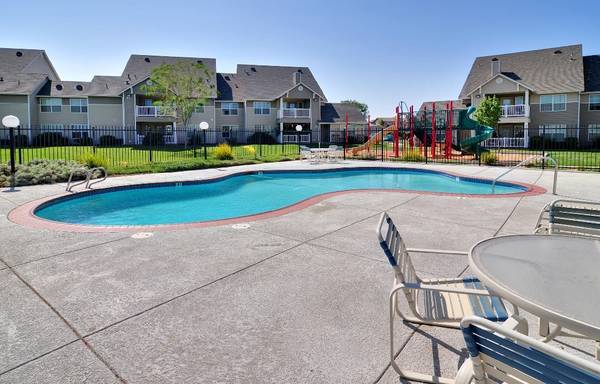 3BR/2BA Apartment · Knightsen photo 3