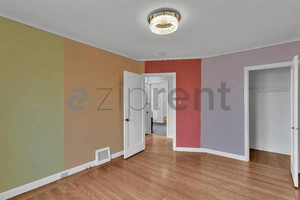 3BR/1BA Single Family House · San Francisco photo 5