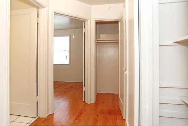 2BR/1BA Apartment · Richmond