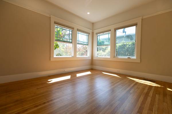 2BR/1BA Single Family House · Berkeley photo 5