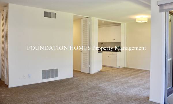 2BR/2BA Condo · San Rafael photo 4