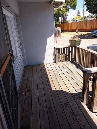 1BR/1BA Apartment · Santa Cruz
