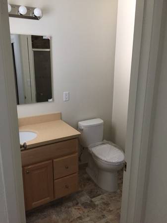 2BR/2BA Apartment on Fifth Ave · San Carlos photo 5
