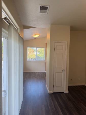 Apartments on Prospect Avenue · Santa Rosa photo 3