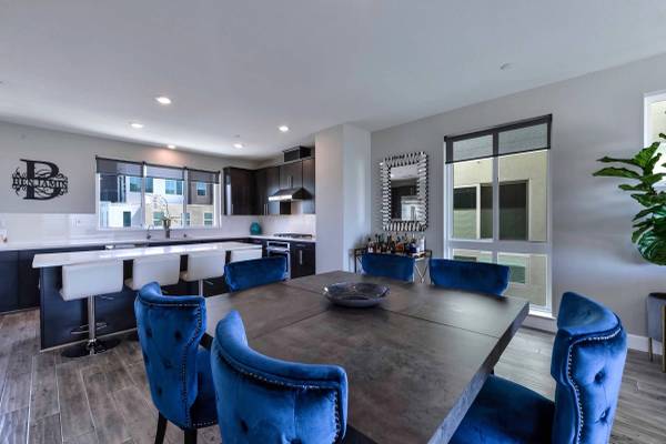 4BR/4BA Single Family House · San Jose photo 3