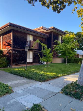 1BR/1BA Apartment on Homer Avenue · Palo Alto