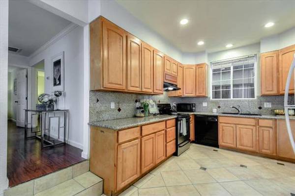 3BR/1BA Single Family House · San Jose photo 5