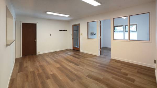 1BR/1BA Apartment · Petaluma photo 4