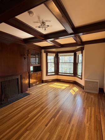 3BR/1BA Apartment on Taylor Street 18 · San Francisco photo 2