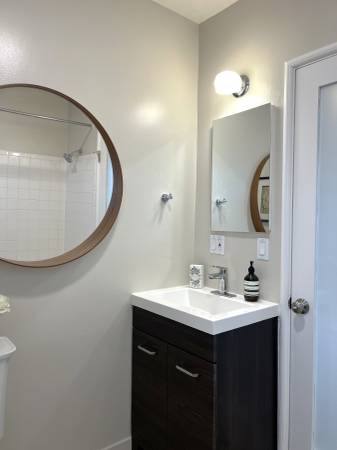 0BR/1BA House · Santa Rosa photo 5