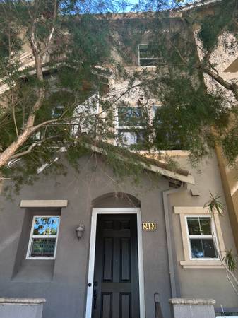 3BR/3BA Townhouse on Autumnvale Drive · San Jose photo 2