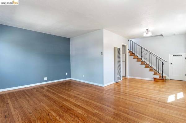 1BR/1BA Duplex on Waldo Avenue · El Cerrito photo 5
