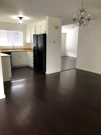 4BR/2BA Single Family House · Moraga photo 3