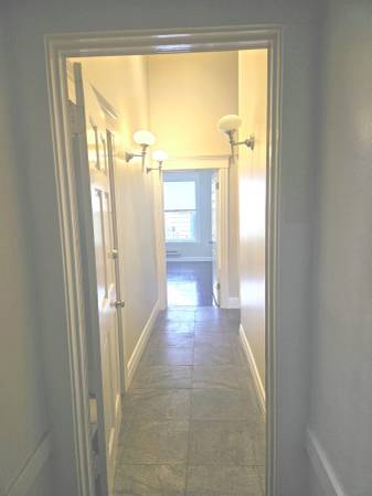 1BR/1BA Apartment · San Francisco photo 2