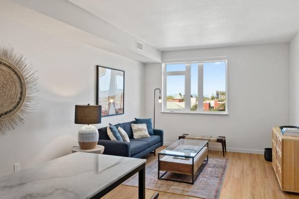 Apartments on 16th Street · Oakland photo 5