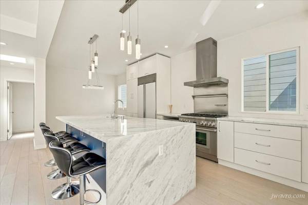 3BR/3BA Single Family House · San Francisco photo 5