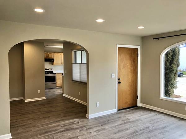 4BR/2BA Single Family House · Santa Cruz