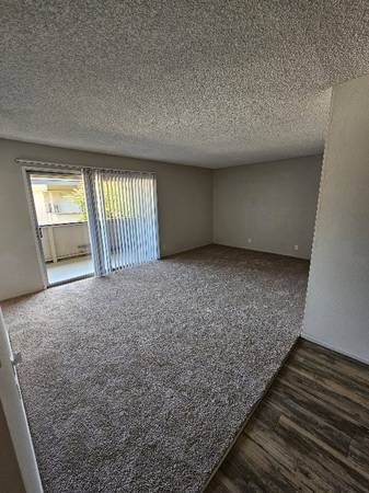 Apartments on Farwell Dr. · Fremont