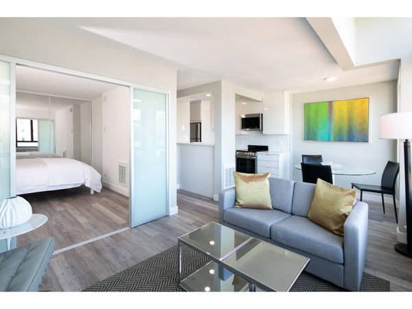 Apartments on Broadway · San Francisco photo 5