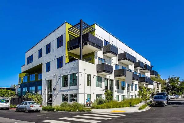 Apartments on 63rd Street Unit · Emeryville photo 4