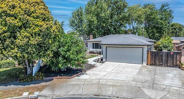 4BR/2BA Single Family House · Fremont