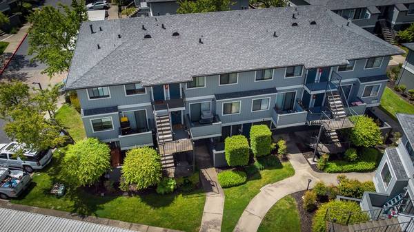 Apartments on 143rd Ave · San Leandro