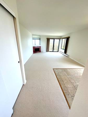 2BR/2BA Condo on Diamond Height 201 · San Francisco photo 3