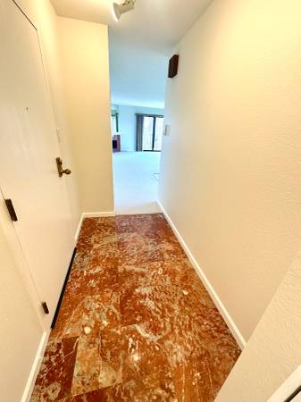 2BR/2BA Condo on Diamond Height 201 · San Francisco photo 2