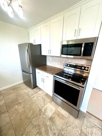 2BR/2BA Condo on Diamond Height 201 · San Francisco photo 5