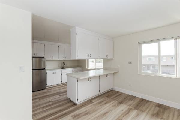 3BR/2BA Apartment · San Leandro photo 4