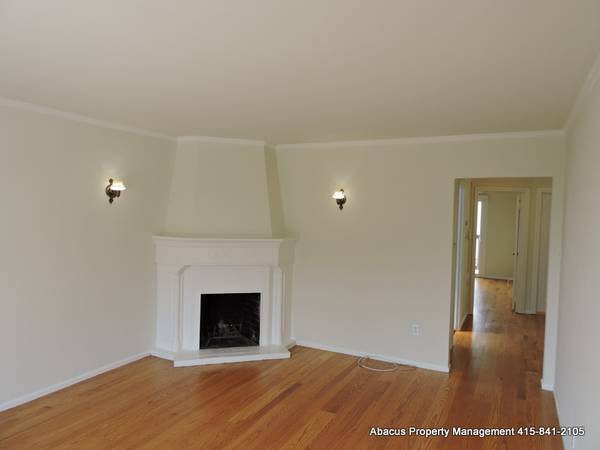 3BR/2BA Single Family House · San Francisco photo 2