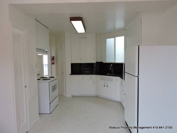 3BR/2BA Single Family House · San Francisco photo 5