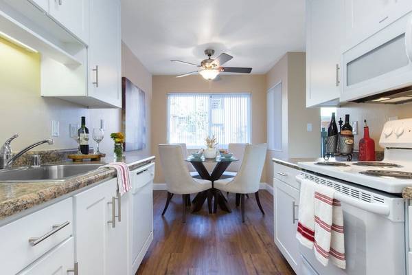 2BR/2BA Apartment · Hayward photo 3
