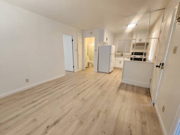 1BR/1BA Condo · Pleasanton photo 3