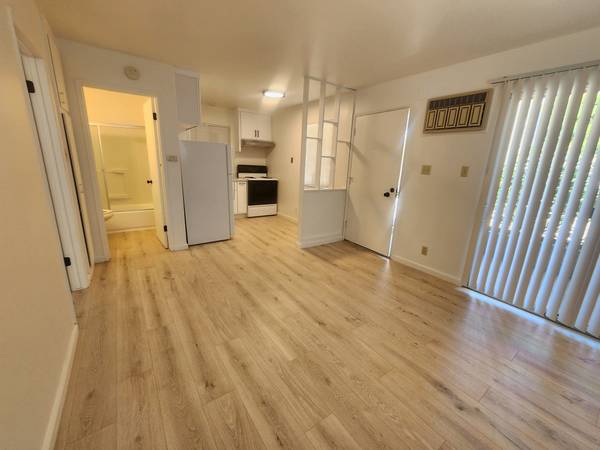 1BR/1BA Condo · Pleasanton photo 4