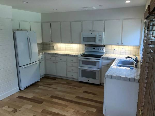 3BR/2BA Single Family House on Madison Dr · El Verano photo 5