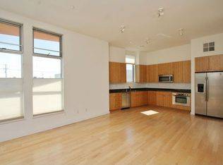 3BR/2BA Townhouse · Emeryville photo 4