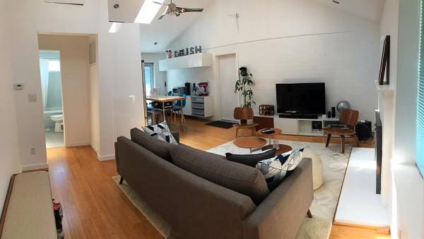 2BR/1BA Single Family House · Redwood City photo 4