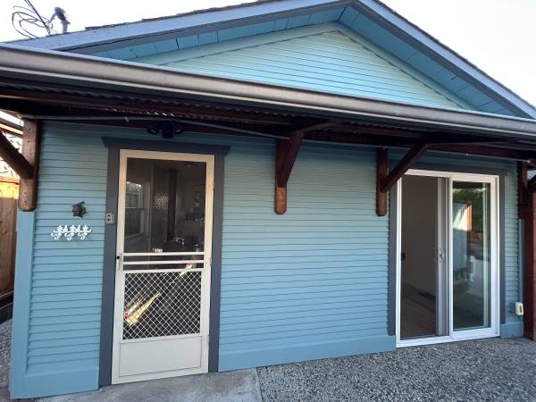 1BR/1BA Single Family House · Santa Cruz