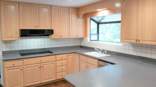 4BR/2BA Single Family House · Moraga photo 2