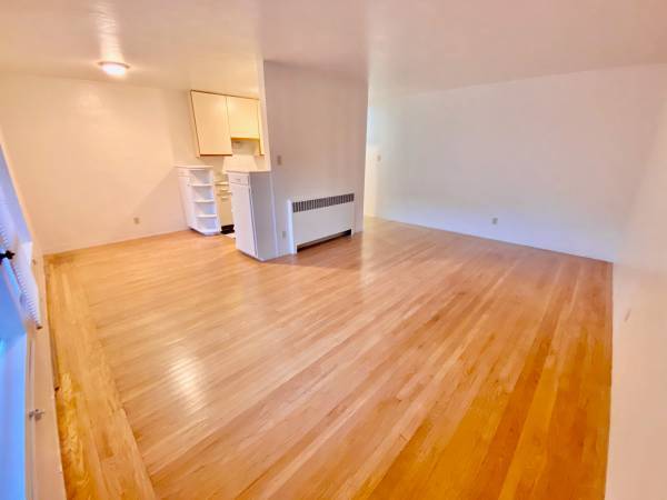 Apartments on Sir Francis Drake Blvd · Ross photo 3