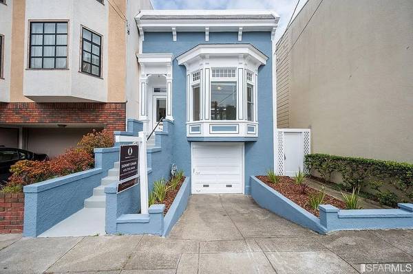2BR/1BA Single Family House on 5th Ave · San Francisco photo 3