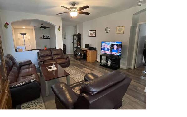 4BR/2BA Single Family House · Orinda