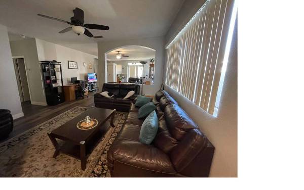 4BR/2BA Single Family House · Orinda photo 4