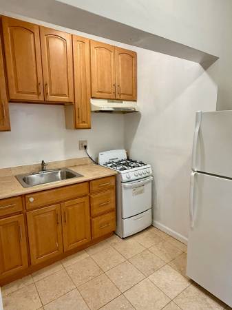 0BR/1BA Apartment · San Francisco photo 3