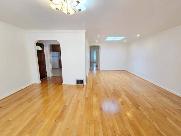2BR/2BA Flat · San Francisco photo 5