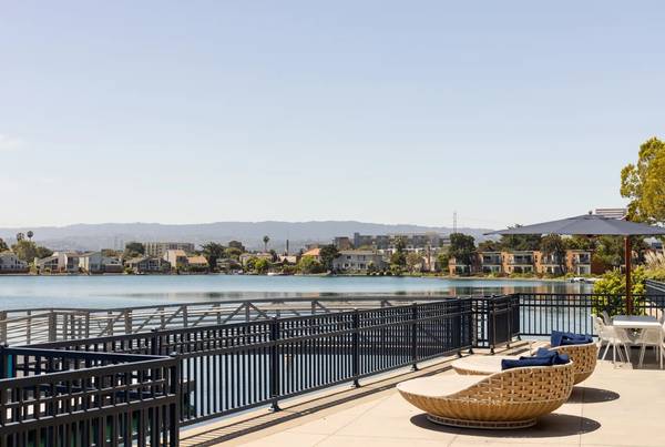 3BR/2BA Apartment · San Mateo photo 4